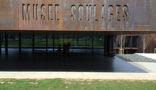 Duracover - Landscape around the Pierre Soulages Museum